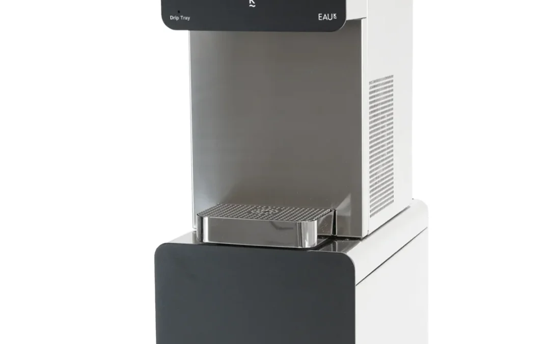 EAU~K ONE Tower schwarz